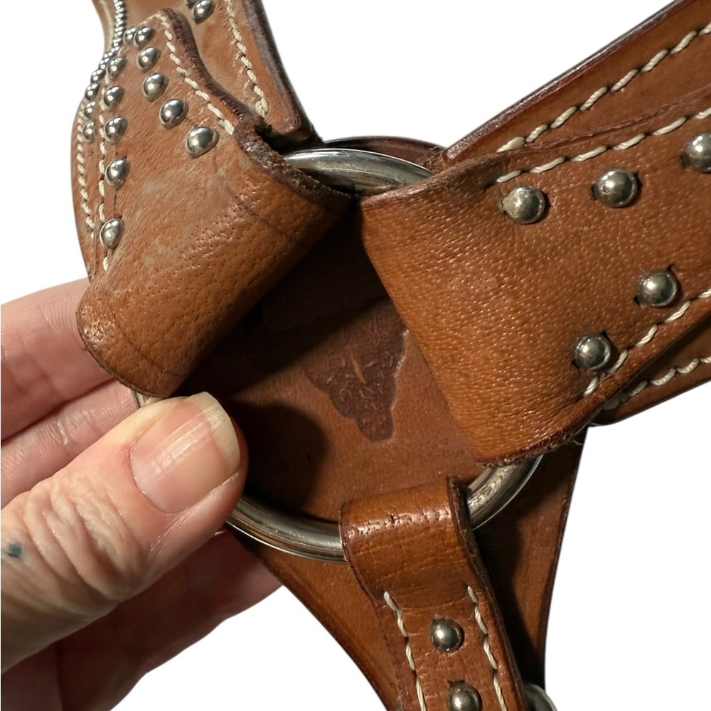 Elegant Brown Leather Horse Breast collar - Picture 2 of 16